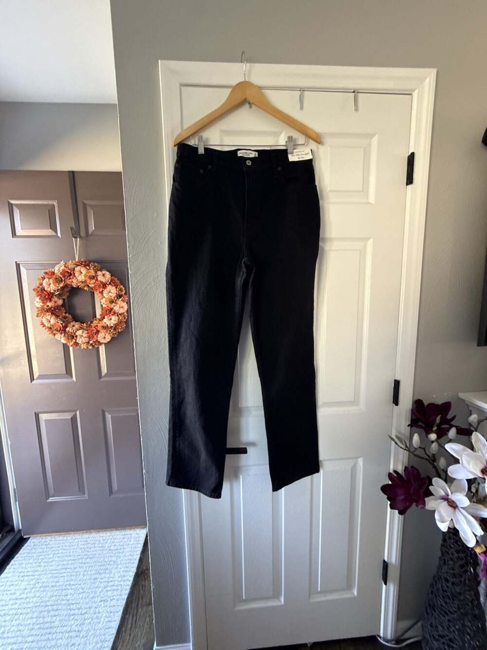 Abercrombie & Fitch The 90s Straight Size 30 10R Ultra High Rise Black Jeans